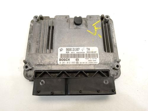 Used Engine control unit (ECU) CHEVROLET CAPTIVA (C100, C140) 2.0 D 4WD (150 hp) 22763196