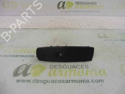 Used Right front window switch RENAULT MEGANE III Hatchback (BZ0/1_, B3_) [2008-2025]  1875767