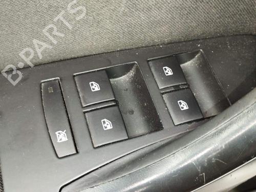 Used Left front window switch Left front window switch 38439914 38439914