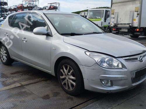 Engine control unit (ECU) HYUNDAI i30 (FD) 1.6 CRDi | BP40072302M57 - Image 8