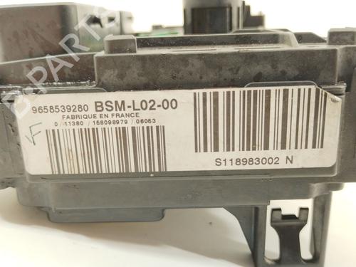 Fuse box PEUGEOT 407 (6D_) 2.0 HDi 135 (6DRHRH, 6DRHRE, 6DRHRG, 6DRHRJ) | BP28511480E1
