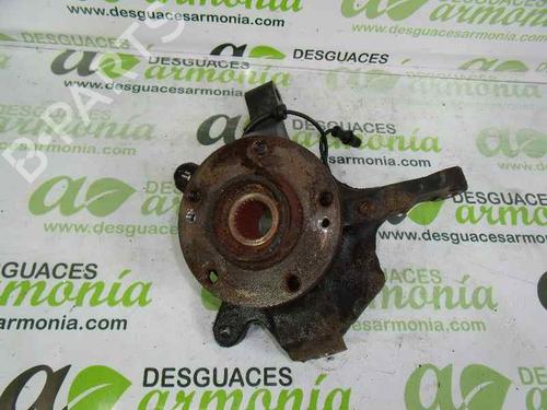 Venstre Styrespindel Lejehus RENAULT LAGUNA II (BG0/1_) [2001-2007]  1875561