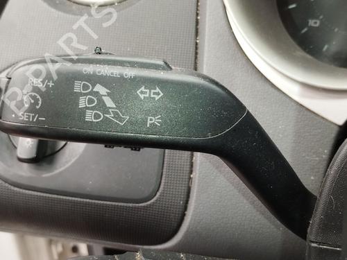 Used Steering column stalk SEAT IBIZA IV (6J5, 6P1) 1.6 TDI (90 hp) 32505430