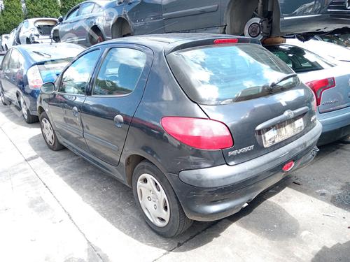 Fuse box PEUGEOT 206 Hatchback (2A/C) 1.4 HDi eco 70 | BP30200993E1