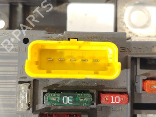 Fuse box CITROËN C5 III (RD_) 2.0 HDi 165 (RDRHHA, RDRHH8) | BP31995757E1 - Image 6