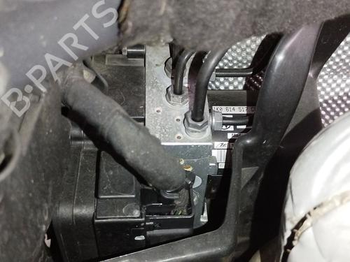 Used ABS pump VW GOLF VI (5K1) 1.6 TDI (105 hp) 29811370