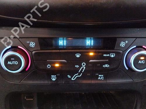 Used Climate control Climate control 38232406 38232406