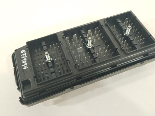 Fuse box CHEVROLET CAPTIVA (C100, C140) 2.0 D | BP36160321E1 - Image 3