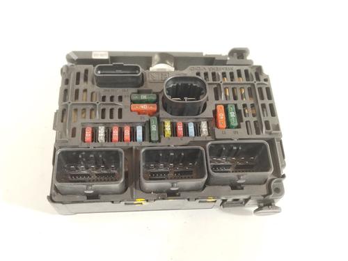 Used Fuse box CITROËN C5 II (RC_) 1.6 HDi (RC8HZB) (109 hp) 30202377