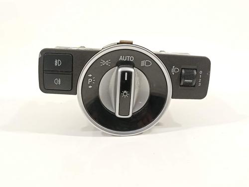 Used Headlight switch Headlight switch 16272813 16272813
