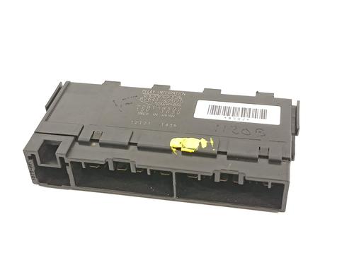 fuse-box-toyota-auris-_e18_-8264147020-2012-2013-2014-2015-2016-2017-2018-16251550 main image