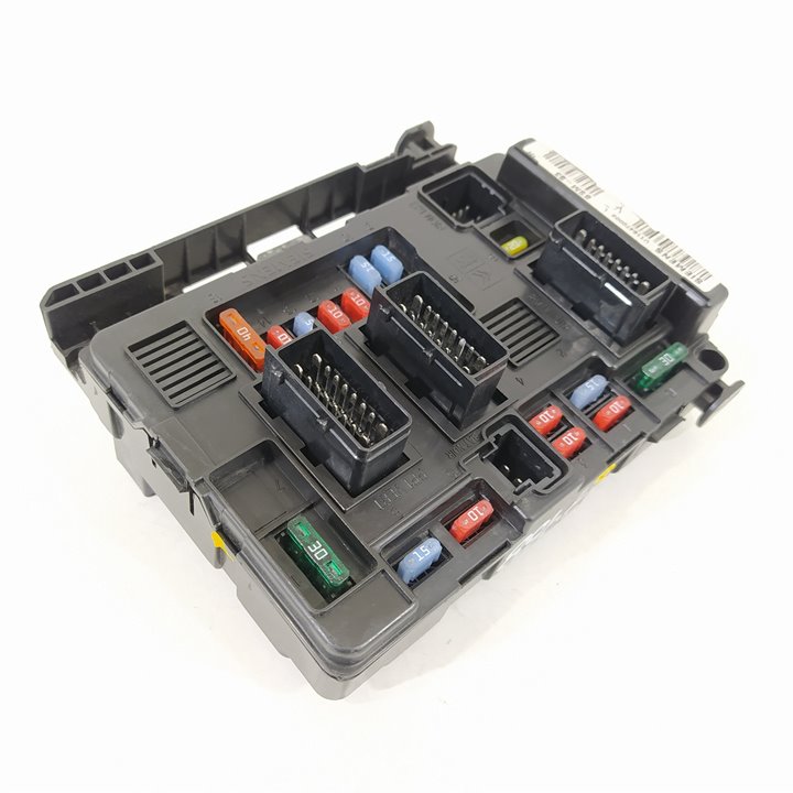 Fuse box CITROËN XSARA PICASSO (N68) 1.6 HDi 10553981 BParts
