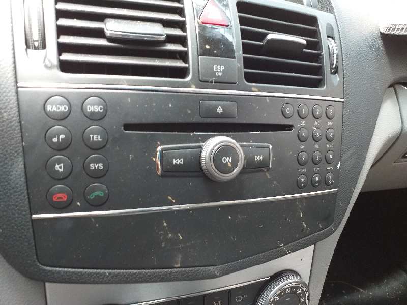 Radio Mercedes Benz C Class W204 C 220 Cdi 204 008 2049060401 B Parts