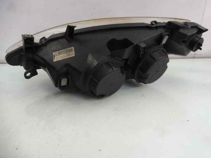 Right headlight PEUGEOT 307 (3A/C) 1.6 16V 9641615680 BParts