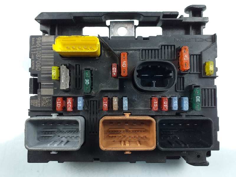 Boîte à Fusibles PEUGEOT 307 CC (3B) 2.0 HDi 135 9661087080 BSML1100 Boîte à Fusibles PEUGEOT 307 CC (3B) 2.0 HDi 135 9661087080 BSML1100