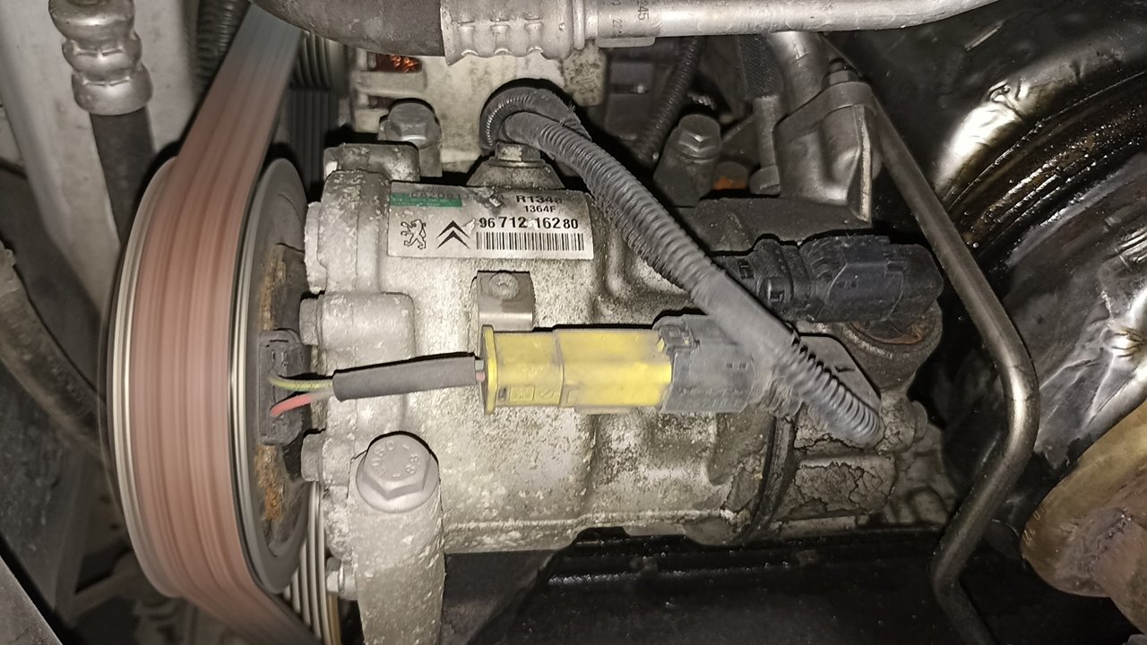 AC compressor PEUGEOT 308 SW I (4E_, 4H_) 1.6 HDi 10148958 BParts