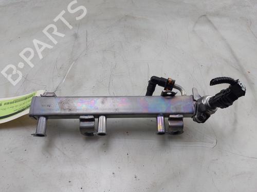Used Injection rail TOYOTA YARIS (_P21_, _PA1_, _PH1_) 1.5 Hybrid (MXPH10, MXPH11) (116 hp) 32359348