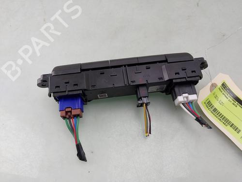 Warning switch DACIA SPRING EV (B6M1) | BP35947582I22 - Image 3