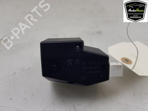 Switch PEUGEOT 2008 II (UD_, US_, UY_, UJ_, UR_, UC_) 1.2 PureTech 100 (USHNK) | BP23239433I30 