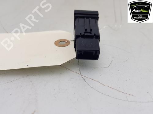 Switch TOYOTA COROLLA Estate (_E21_) 2.0 Hybrid (MZEH19) | BP22742148I30