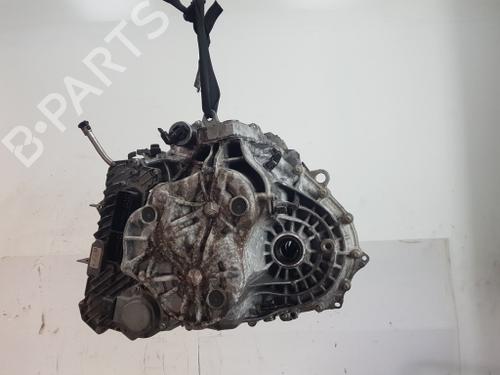 manual-gearbox-mercedes-benz-a-class-w177-a-200-177087-a7003702100-2018-18167267 main image