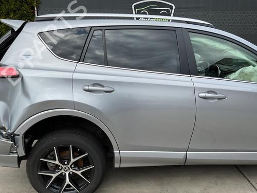 Right rear door TOYOTA RAV 4 IV (_A4_) 2.5 Hybrid 4WD (AVA44, AVA44_) | BP30143688C5 