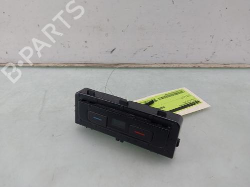 climate-control-vw-golf-viii-cd1-da1-2019-32183878 main image
