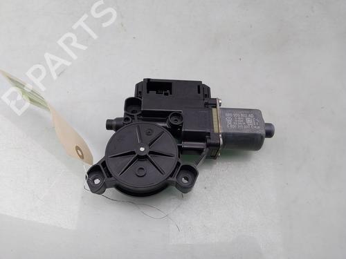 Used Electronic module Electronic module VW POLO V (6R1, 6C1) 1.2 TSI (105 hp) 33617138 33617138