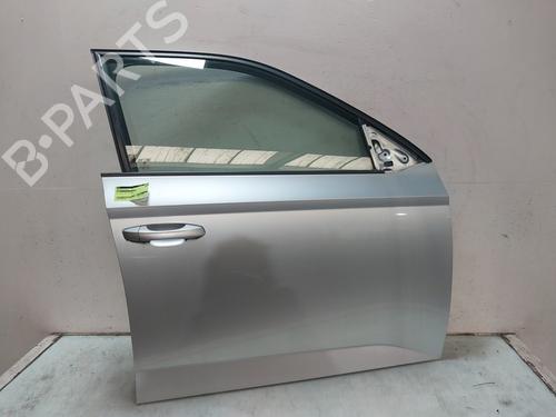 Dør højre fortil SKODA FABIA III Estate (NJ5) 1.2 TSI (90 hp) 31884525