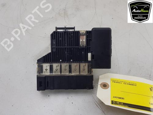 Used Fuse box NISSAN LEAF (ZE1) Electric (218 hp) 18167054