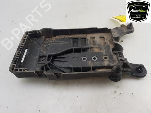 Used Support SEAT IBIZA V (KJ1, KJG) 1.0 TSI (116 hp) 15292644