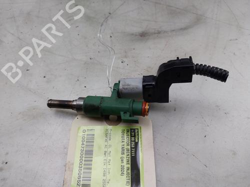 Injector TOYOTA YARIS (_P21_, _PA1_, _PH1_) 1.5 Hybrid (MXPH10, MXPH11) (116 hp) 32359358