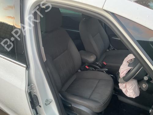 Used Seats set Seats set OPEL ZAFIRA TOURER C (P12) 1.4 (75) (140 hp) 23042320 23042320
