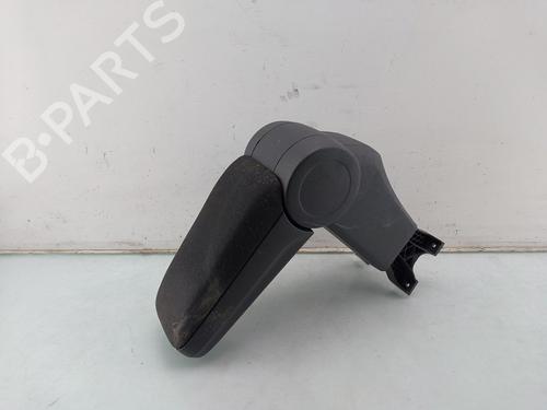 Used Armrest / Center console Armrest / Center console SKODA FABIA III Estate (NJ5) 1.0 TSI (95 hp) 33736341 33736341