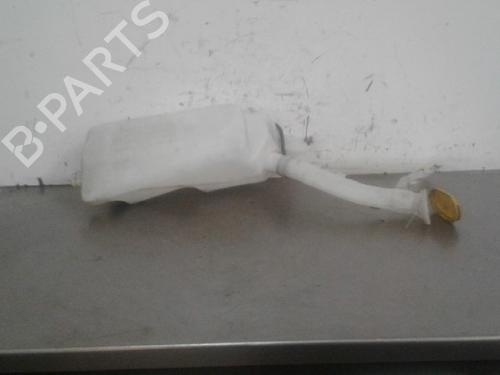 Used Windscreen washer tank RENAULT CLIO III (BR0/1, CR0/1) 1.5 dCi (C/BR0G, C/BR1G) (68 hp) 12022286