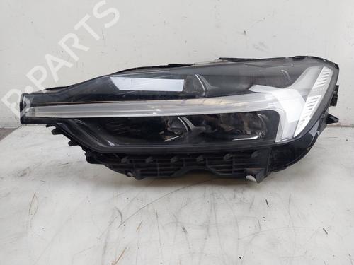 Used Left headlight VOLVO XC60 II (246) T8 Hybrid AWD (390 hp) 31377123