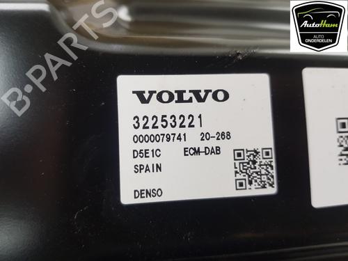 Engine control unit (ECU) VOLVO V60 II (225) T6 Plug-in Hybrid AWD | BP19086277M57 