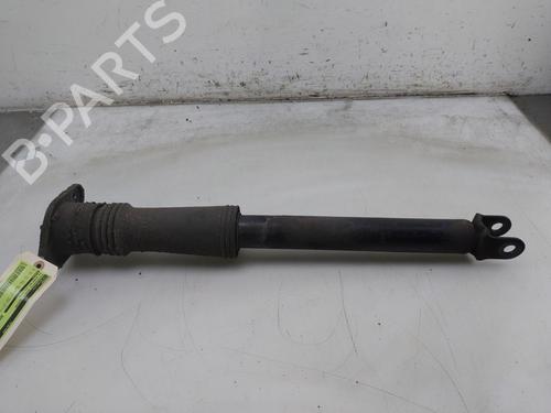 Używane Amortyzator tylny prawy KIA SPORTAGE III (SL) 1.6 GDI (135 hp) 32319838