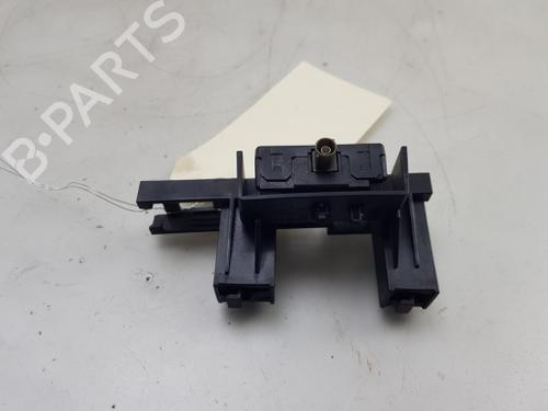 antennabase-porsche-taycan-y1a-2019-23435762 main image