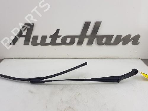 Used Front windshield wiper arm AUDI Q2 (GAB, GAG) 1.0 TFSI (115 hp) 13142259
