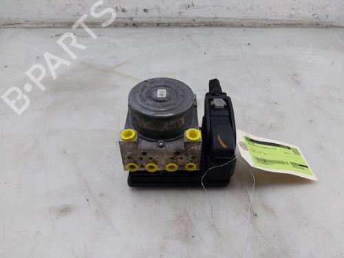 Used ABS pump MERCEDES-BENZ GLC (X253) 250 4-matic (253.946) (211 hp) 30610764