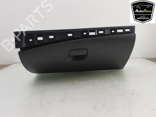 Used Glove box RENAULT MEGANE III Grandtour (KZ0/1) 1.6 16V (KZ0U, KZ1B, KZ1U) (110 hp) 12044470
