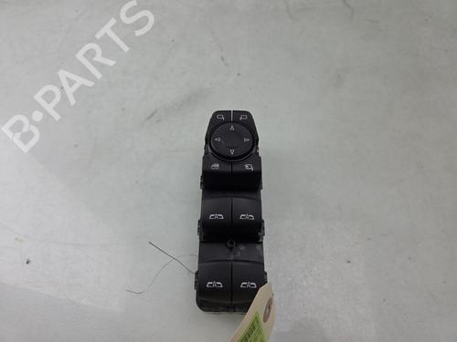 Used Switch OPEL INSIGNIA B Sports Tourer (Z18) 2.0 CDTi (35) (170 hp) 30587341