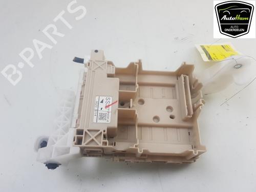 Used Fuse box TOYOTA AYGO (_B4_) 1.0 VVTi (KGB40) (72 hp) 15292432