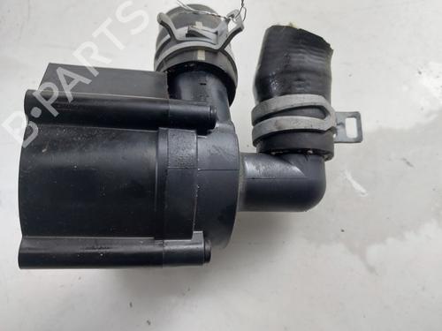 Auxiliary water pump VOLVO XC60 II (246) T8 Hybrid AWD | BP30121705M111