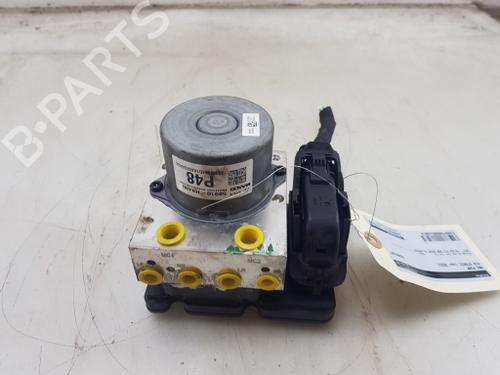 abs-pump-kia-stonic-yb-2017-24433887 main image