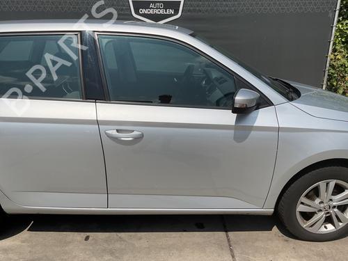 Right front door SKODA FABIA III Estate (NJ5) 1.0 TSI | BP29632733C3 
