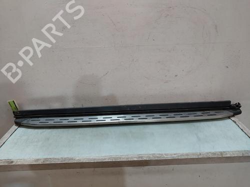 Jupe lateral droite VOLVO XC40 (536) T5 Plug-in Hybrid (262 hp) 30815003