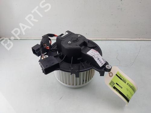 Used Heater blower motor IVECO DAILY VI Van 33S16, 35S16, 35C16, 38S16, 40C16, 42S16, 50C16 (156 hp) 31922308