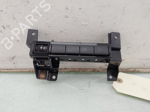 Switch NISSAN JUKE (F16_) 1.6 Hybrid | BP37021306I30 - Image 2